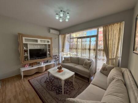 Apartament 2+1+2 me qira tek Eleonora