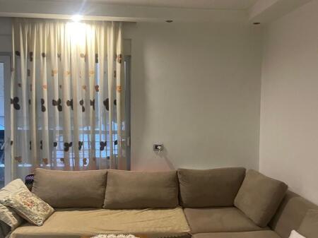 Shitet Apartament 2+1 Colombo Liqeni Thate