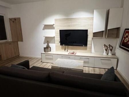 APPARTAMENTO IN AFFITTO 1+1 VIA BARRIKADAVE 50.000 LEKE