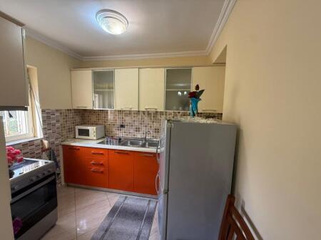 🏠 Appartamento 1+1 in vendita – Ali Demi, vicino alla scuola “Kushtrimi i Lirisë”