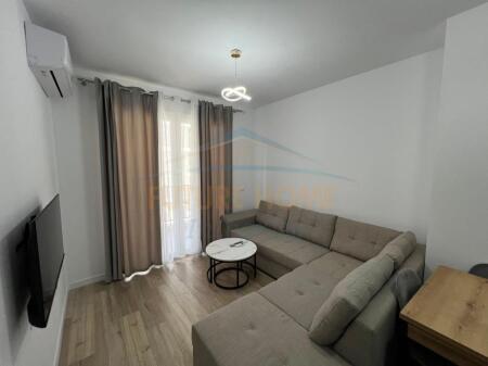Affitto, Appartamento 1+1+Posto Auto, Complesso Univers City, Tirana. 400 €,AL59424