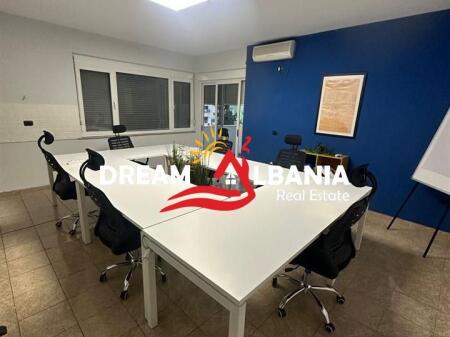 Jepet zyre me qera ne Bllok, Tirane (ID 42611386)