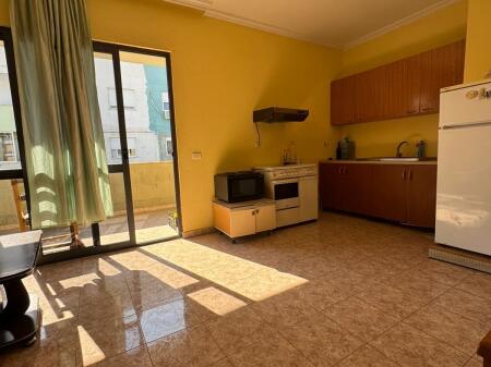 JEPET ME QERA APARTAMENT 1+1 30000 LEKE KRISTAL CENTER