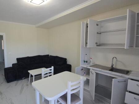 JEPET ME QERA KATI I 1-RË I NJE VILE NE KËNETË,DURRES