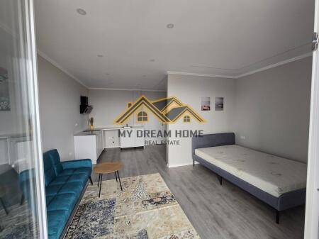 MONOLOCALE IN VENDITA UKD DURRES CON VISTA COMPLETA SUL MARE!!