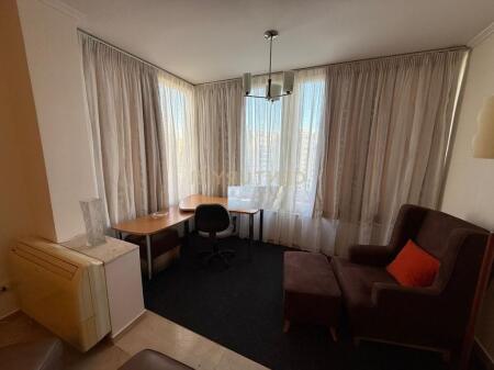 APARTAMENT 2+1+2 ME QERA  TE RRUGA E ELBASANIT