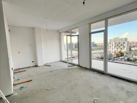 Vendesi in vendita 2+1 tra Bulevardi i Ri e Rruga Siri Kodra