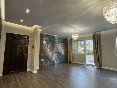 Apartment 2+1+2, for rent, Botanical Garden, Tirana