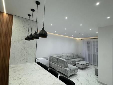 Super apartment 2+1+2+2B for sale in Kamez!