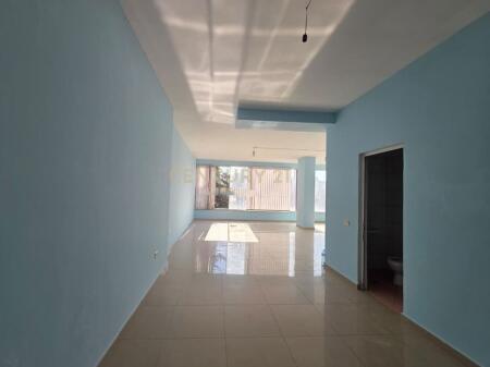 AMBIENT KOMERCIAL OPEN SPACE NE YZBERISH