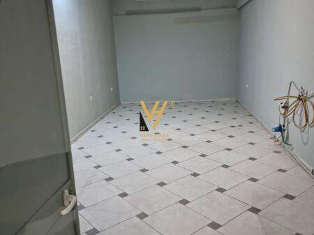 WAREHOUSE 300 M2 FOR RENT IN SELITE 1,000 EURO