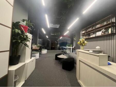 Ufficio - In Vendita - Complesso Delijorgji, Tirana (ID: 530181095-228)