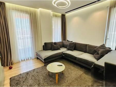 APARTAMENT PER SHITJE PRANE ZOGUT TE ZI! 199,000 €