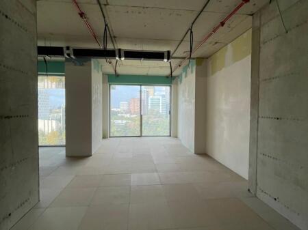 SUPER AMBIENT  PER ZYRE , ME QIRA TE DOWNTOWN ONE