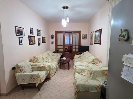 Shitet apartament 3+1+2 te Mine Peza