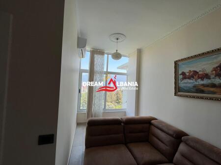 Jepet me qera apartament 2+1 tek Kopshti botanik prane Xhamise (ID 42214943)