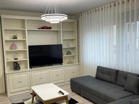 Apartament 1+1 me qera Rruga e Kososvareve