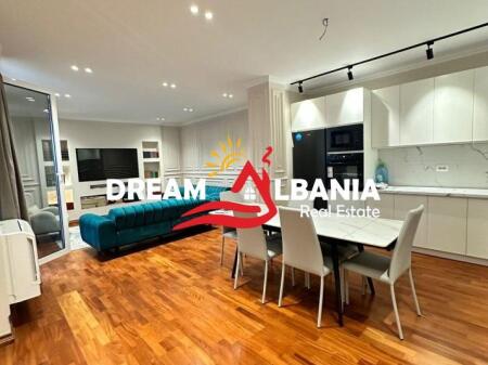 Jepet me qera apartament+verande | Penthouse 2+1+2 rruga e Kavajes (ID 42214491)