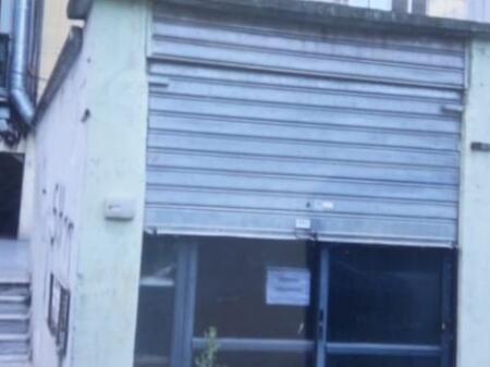 Shitet dyqan buze rruge prane Shkolles se Baletit