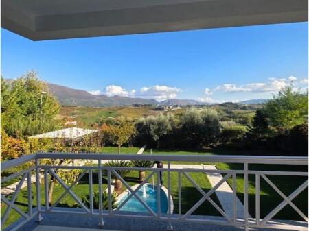 Shitet, Vile 3-Kateshe, Lunder, Tirane.