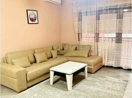 VENDESI APPARTAMENTO MODERNO 1+1+POSTO AUTO