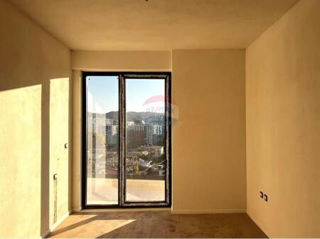 Apartament 2+1+2 ne shitje te Fusha e Aviacionit!