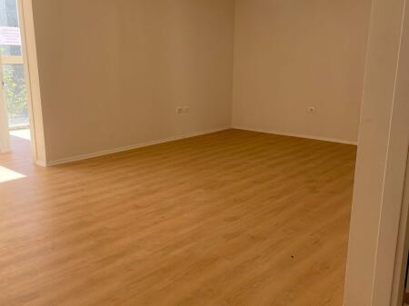 OFFICE FOR RENT 97 M2 ASTIR 60,000 LEKE