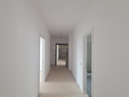 LISTIM I RI. 🏢APARTAMENT 2+1 NE SHITJE, SHKOZE . 129800 Euro