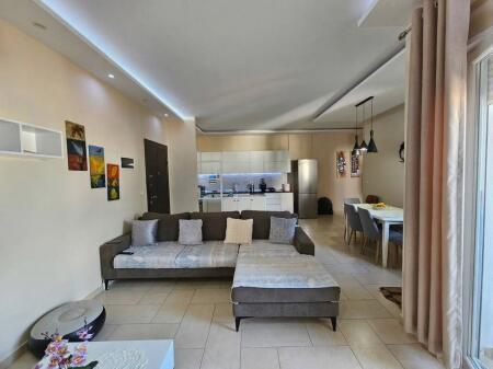 APARTMENT 2+1 FOR SALE NEAR THE BOTANICAL GARDEN!