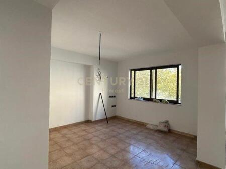 9-KATESHET, ZYRE PER QIRA