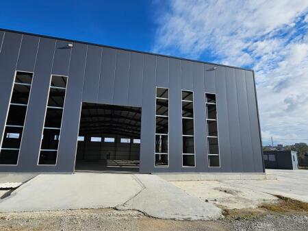 Unfinished Warehouses for Rent Located about 200m from ShenVlash street
