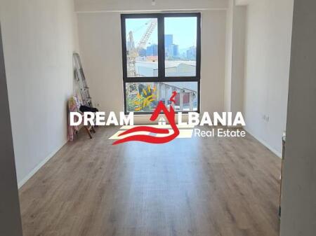 Ambient Zyrash me Qera ne Afersi te Bulevardit te Ri ne Tirane (ID 42611240)