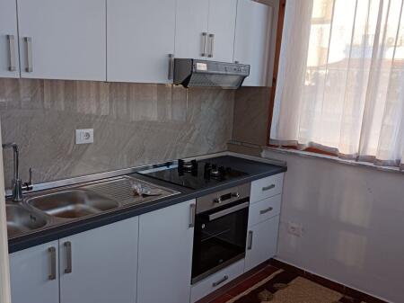 For rent Apartment 1+1, Don Bosko near the Korca square, 500 thousand lek, available on December 10