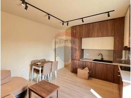 Super apartament 1+1+post parkimi ne Blv Zogu I