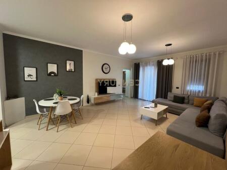 Apartament 1+1+Post Parkimi, Rruga e kosovareve