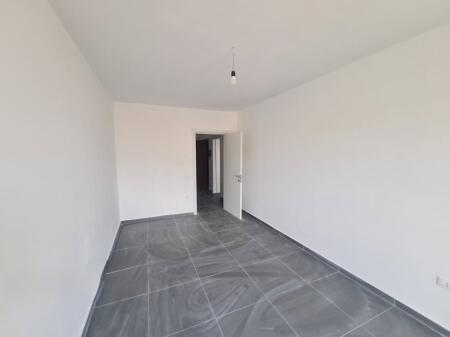 APPARTAMENTO 2+1 VICINO A VIA 5 MAGGIO! 380 € /Mese