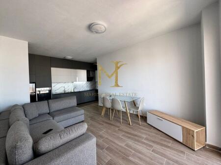 Jepet me qira apartament 2+1 – Tregu Industrial, Durrës