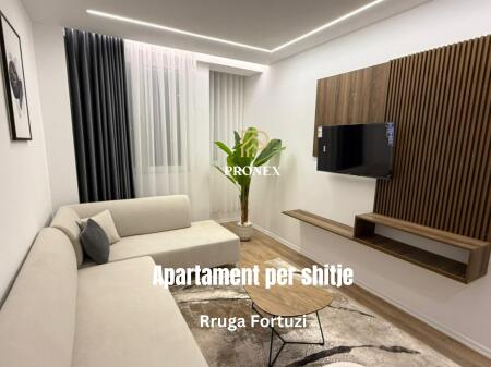 Shitet Apartament 1+1