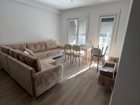 APARTAMENT ME QERA 2+1+2