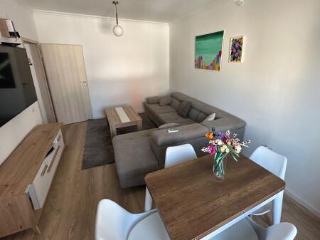 Apartament 1+1 ne shitje te Myslym Shyri