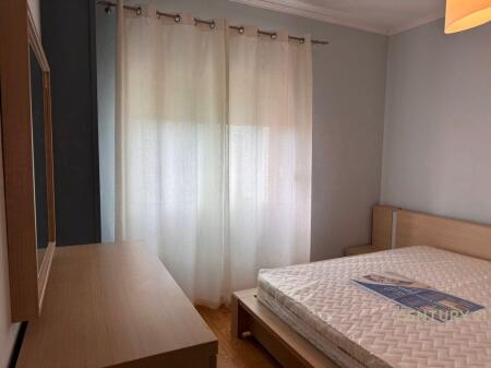 Apartament 2+1 Me Qira në Rrugën Mine Peza