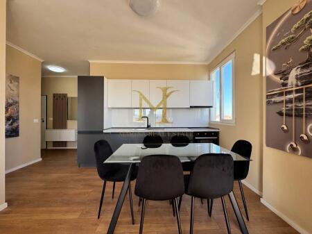 Ofrohet Apartament 2+1 Per Shitje Ne Plazh Iliria !!