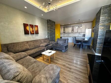 Apartament 3+1 per qira te Rruga e Kosovareve