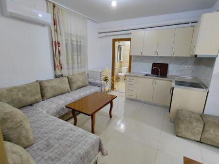 Affitto, Appartamento 1+1, Via 5 Maji, 37.000 lek