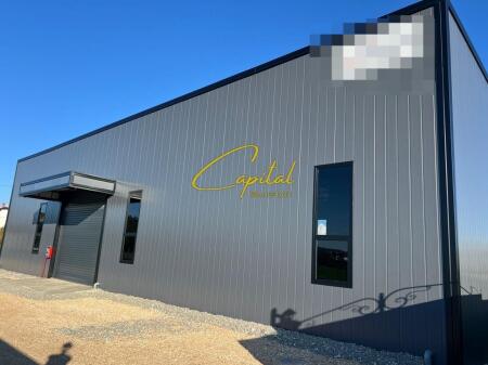 MAGAZZINO IN AFFITTO 600 M2 STRADA DI RINAS 3.200 EURO