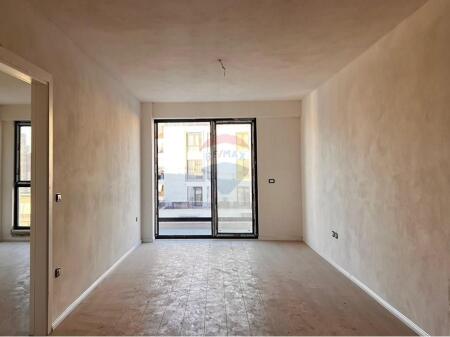 Apartament 1+1 ne shitje te Fusha e Aviacionit!