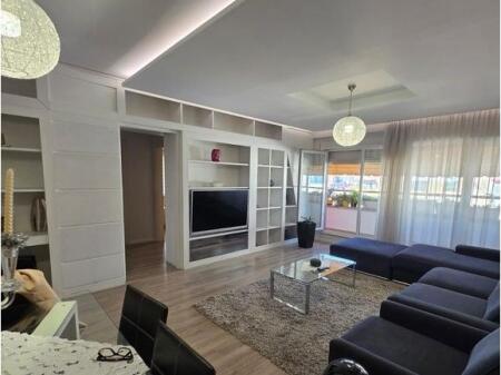 Appartamento 3+1 con 2 bagni e posto auto in affitto vicino al Nuovo Bazaar – 1.200 €/mese