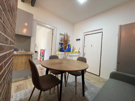 APARTAMENT ME QERA 1+1 MYSLYM SHYRI 600 EURO