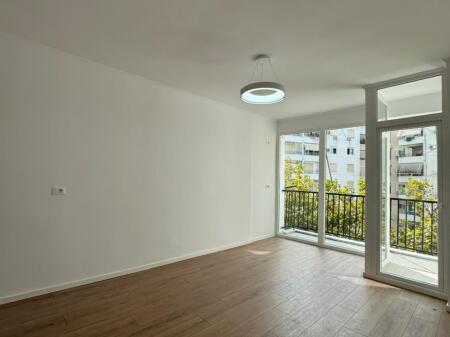 Shitet Apartament 1+1 115.000€ Don Bosko, Tirane