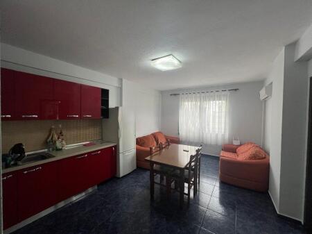 Apartment 1+1 for rent at Bulevardi Zogu i pare, near New Jorku. 500 € /Month